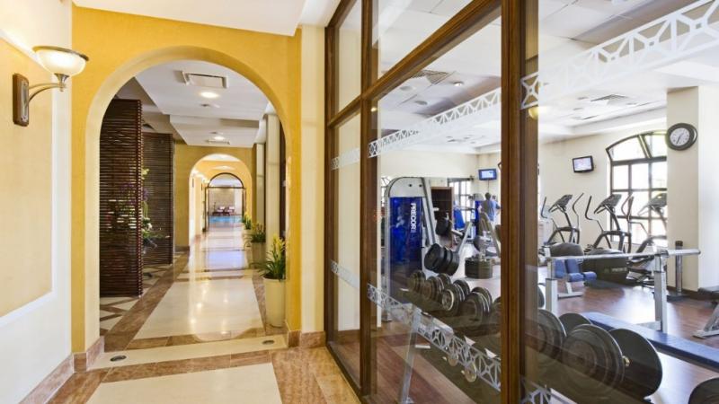 Dél-Ciprus Paphos utazás Elysium Hotel & Resort