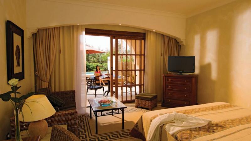 Dél-Ciprus Paphos utazás Elysium Hotel & Resort