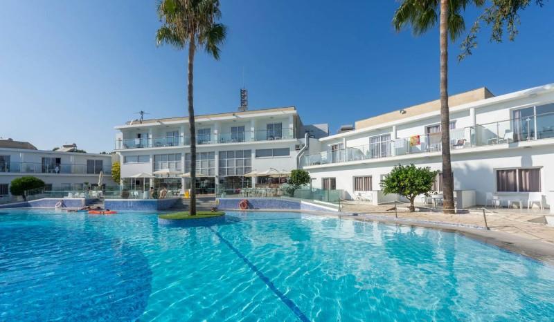 Dél-Ciprus Ayia Napa utazás FG Fedrania Gardens Hotel