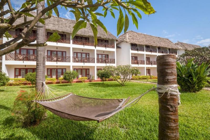 Hakuna Matata 5 napos szafari + 6 éj Kenya tengerpart + 3 éj Zanzibár