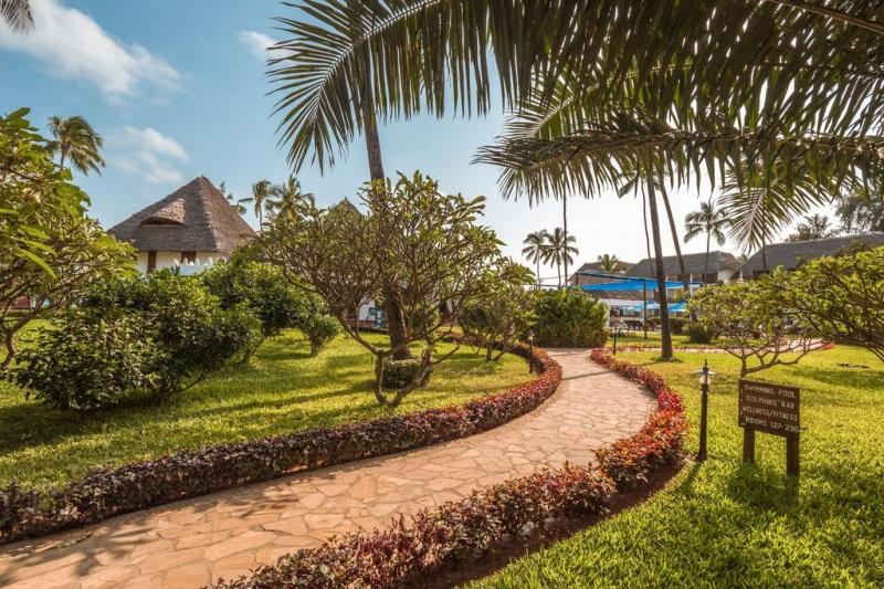 Hakuna Matata 5 napos szafari + 6 éj Kenya tengerpart + 3 éj Zanzibár