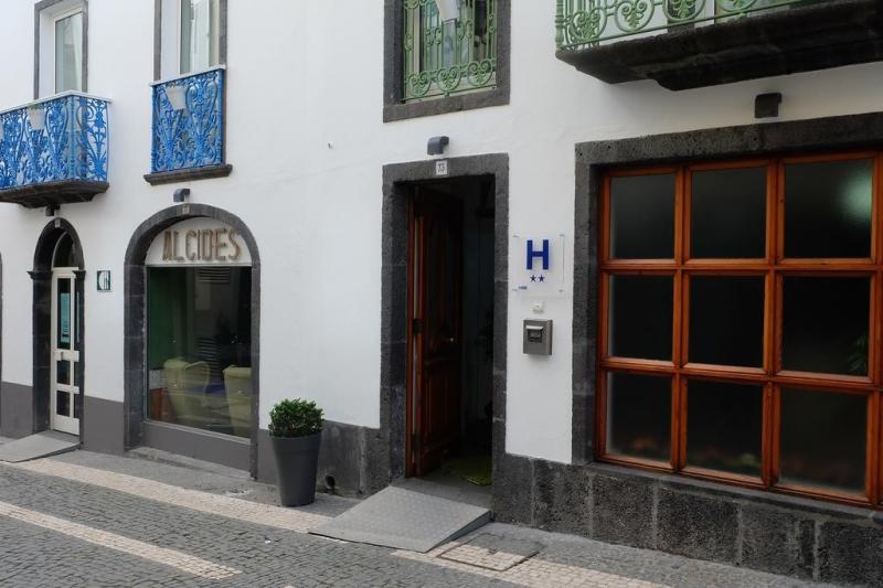 Hotel Alcides Ponta Delgada