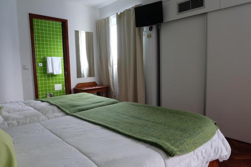 Ponta Delgada utazás Hotel Alcides