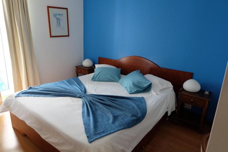 Ponta Delgada utazás Hotel Alcides