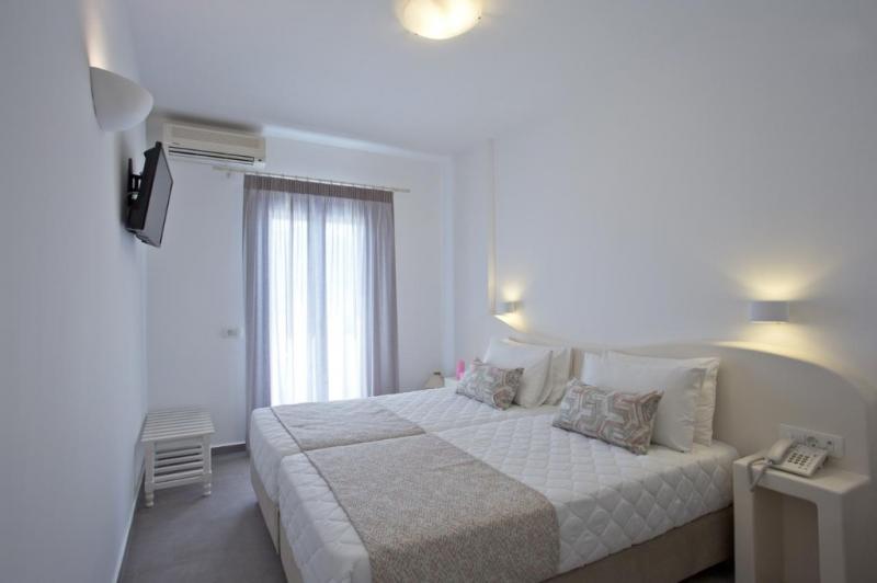 Szantorini Kamari utazás Hotel Alexandra