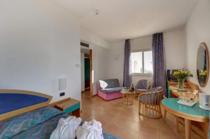 Szicília Letojanni utazás Hotel Antares