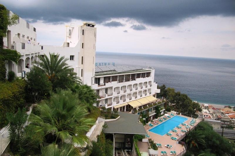 Szicília Letojanni utazás Hotel Antares