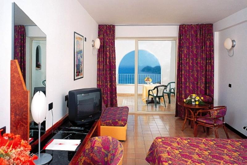 Szicília Letojanni utazás Hotel Antares Olimpo