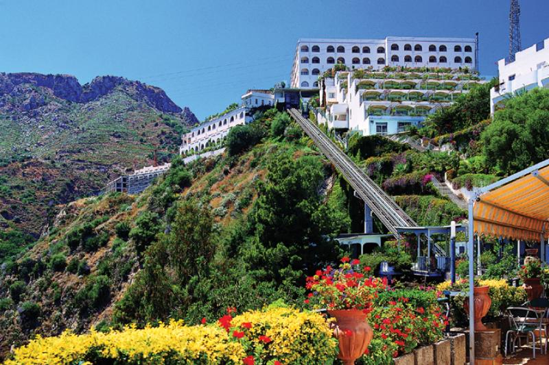 Szicília Letojanni utazás Hotel Antares Olimpo