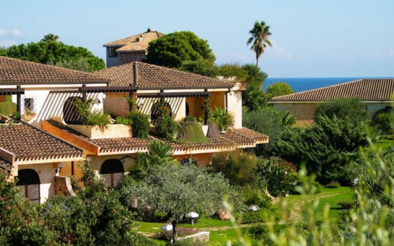 Szardínia Pula utazás Hotel Baia Di Nora