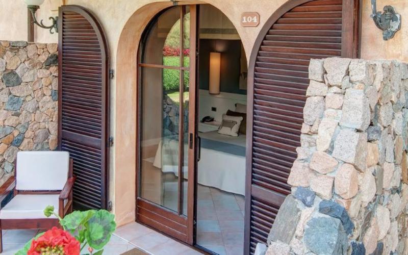 Szardínia Pula utazás Hotel Baia Di Nora