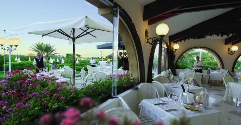 Szardínia Pula utazás Hotel Baia Di Nora