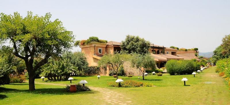 Szardínia Pula utazás Hotel Baia Di Nora