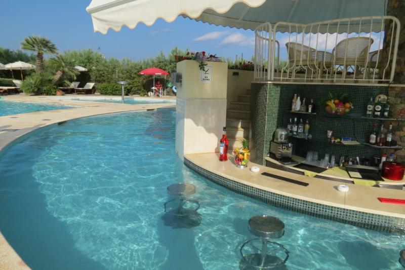 Szardínia Pula utazás Hotel Baia Di Nora