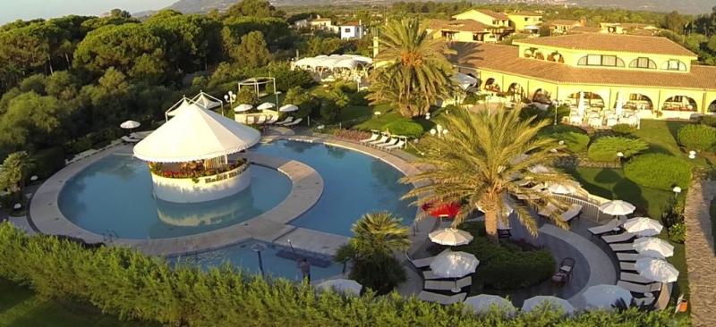 Szardínia Pula utazás Hotel Baia Di Nora