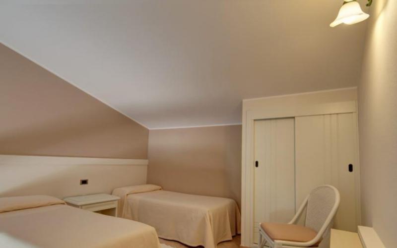 Szardínia Pula utazás Hotel Baia Di Nora