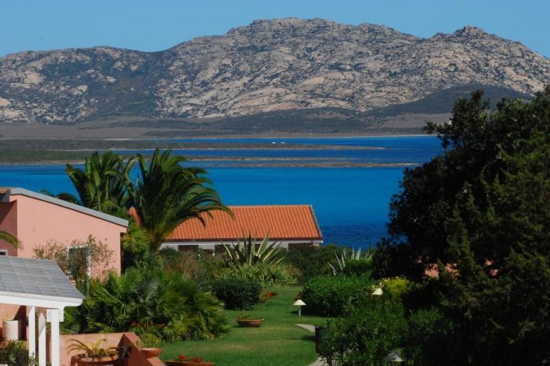 Szardínia Stintino utazás Hotel Cala Rosa Club