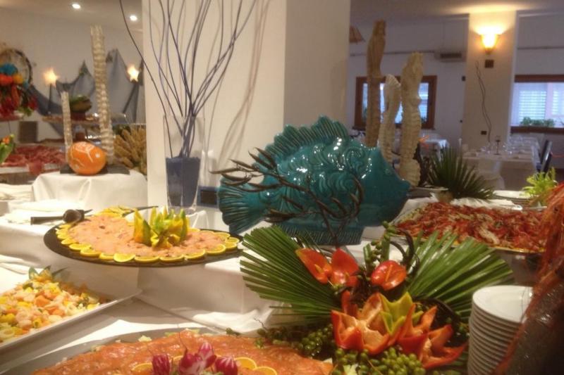 Szardínia Stintino utazás Hotel Cala Rosa Club