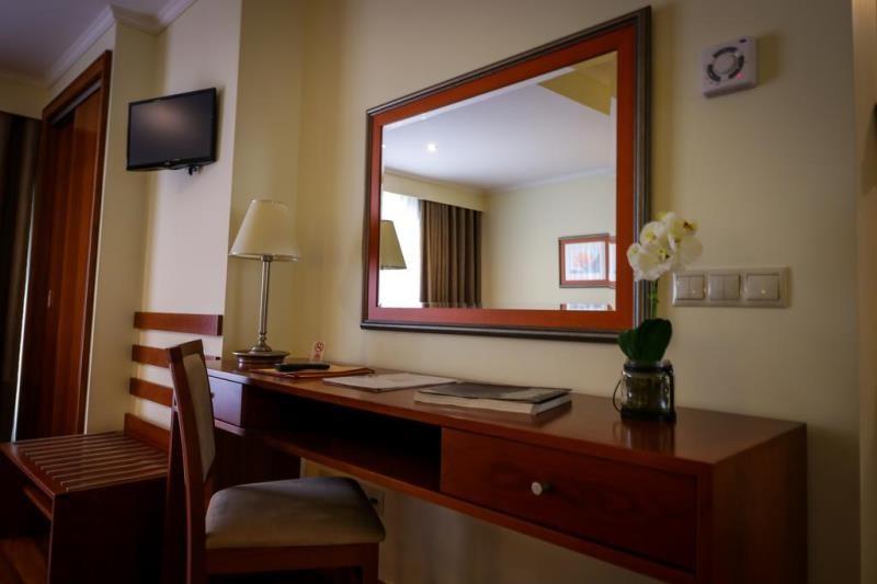 Azori-szigetek Ponta Delgada utazás Hotel Camoes