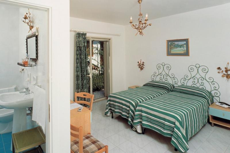 Szicília Letojanni utazás Hotel Da Peppe