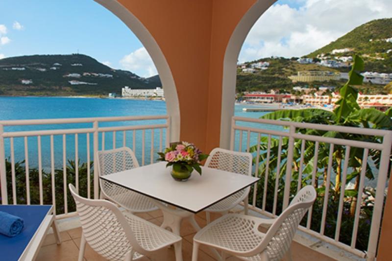 St. Maarten utazás Hotel Divi Little Bay Beach Resort