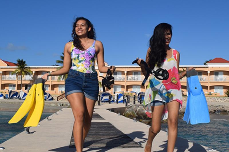 St. Maarten utazás Hotel Divi Little Bay Beach Resort