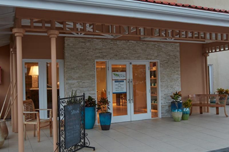 St. Maarten utazás Hotel Divi Little Bay Beach Resort