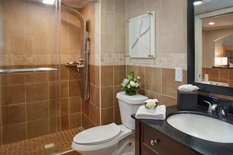 St. Maarten utazás Hotel Divi Little Bay Beach Resort