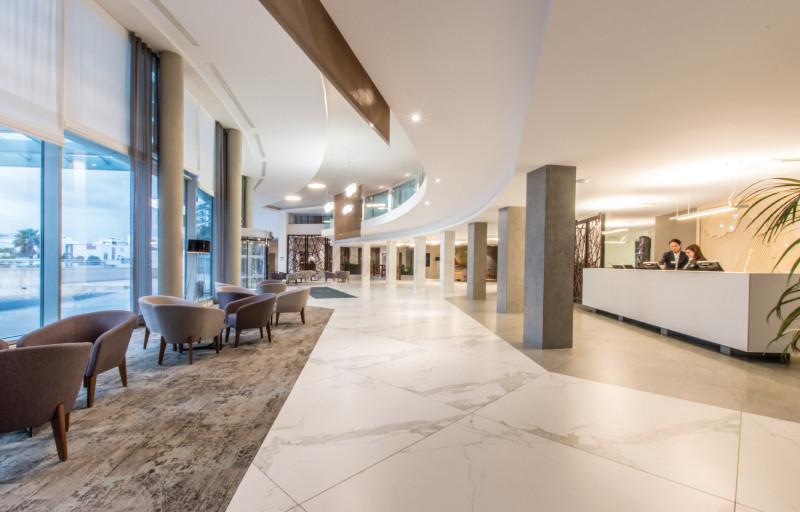 Málta Qawra utazás Hotel Dolmen Resort