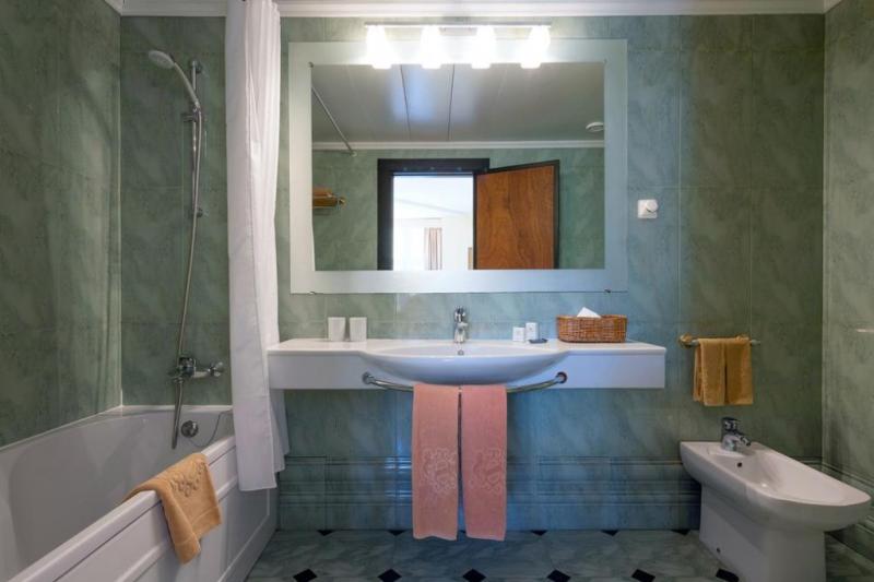 Madeira Machico utazás Hotel Dom Pedro Madeira