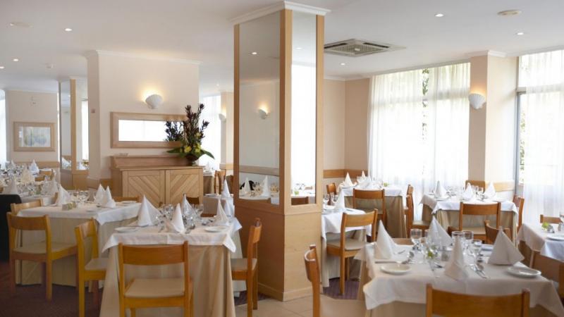 Madeira Funchal utazás Hotel Dorisol Estrelicia