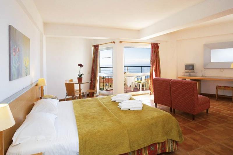 Madeira Funchal utazás Hotel Dorisol Florasol