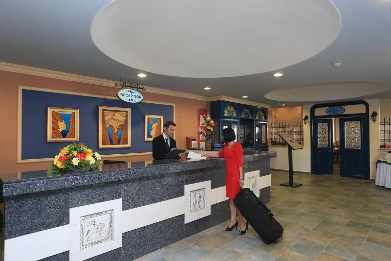 Dél-Ciprus Paphos utazás Hotel Eleni Holiday Village