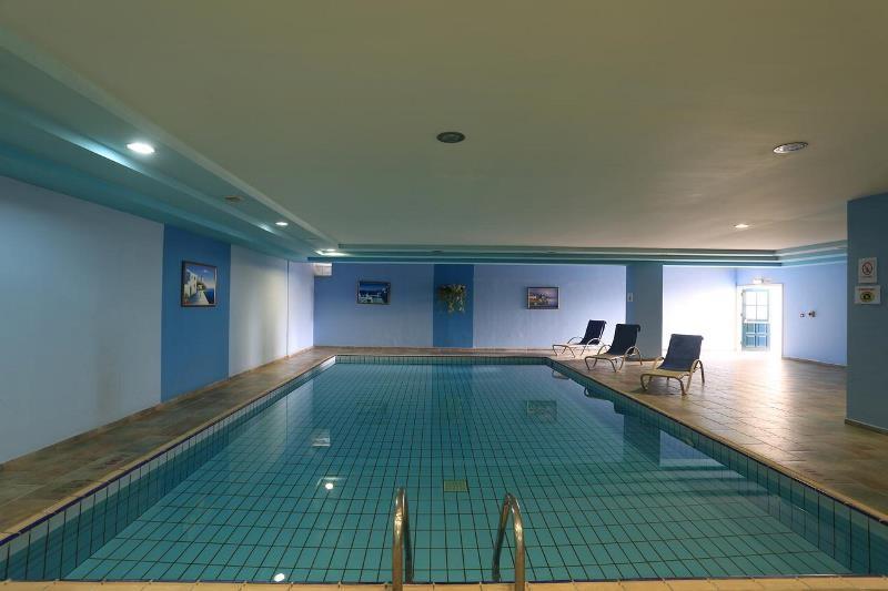 Dél-Ciprus Paphos utazás Hotel Eleni Holiday Village