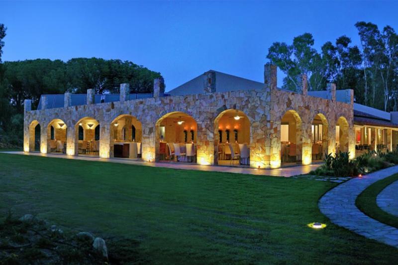 Szardínia Pula utazás Hotel Flamingo