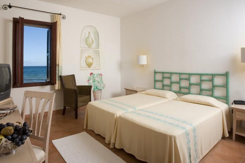 Szardínia Pula utazás Hotel Flamingo