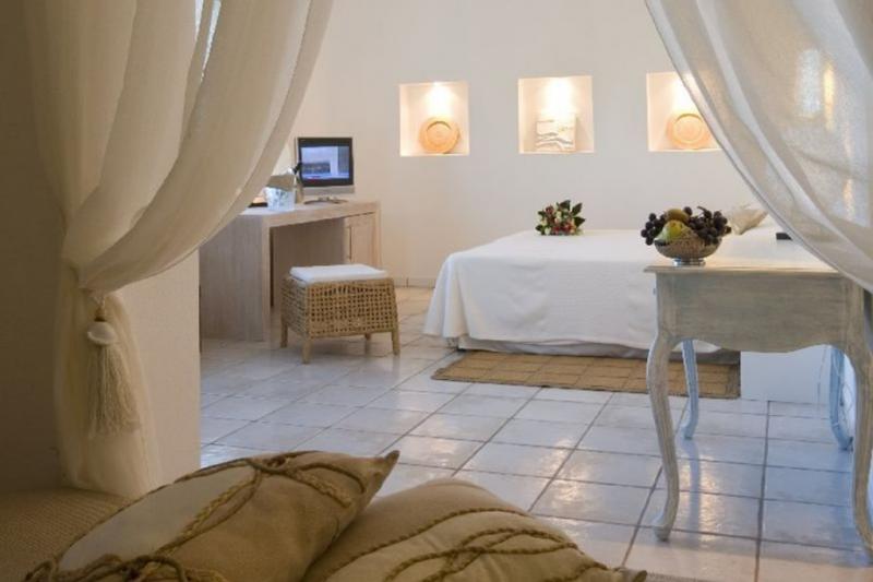 Szardínia Pula utazás Hotel Flamingo