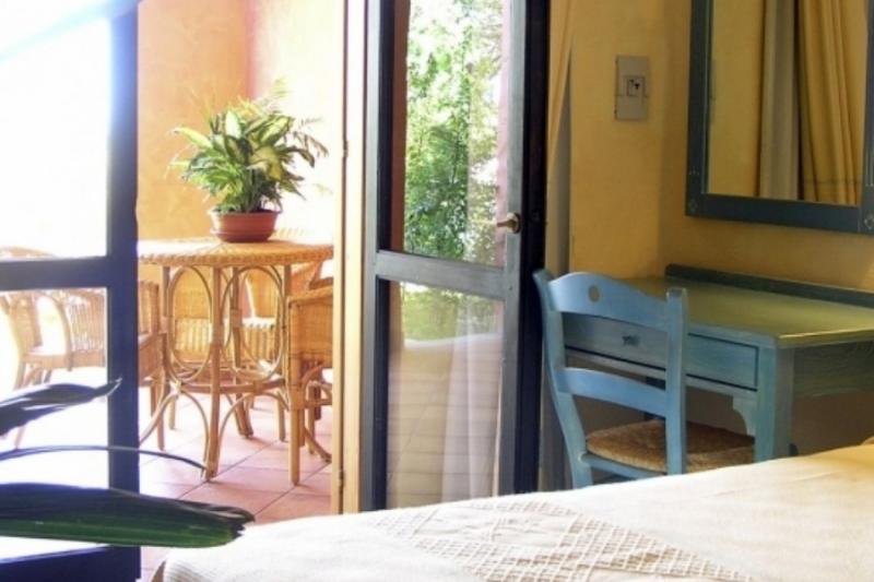 Szardínia Costa Rei utazás Hotel Free Beach Club