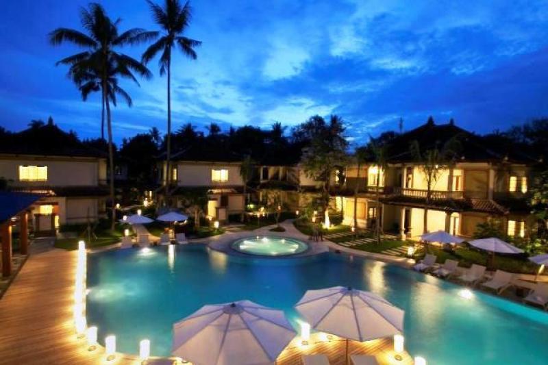 Bali Nusa Dua utazás Hotel Grand Whiz