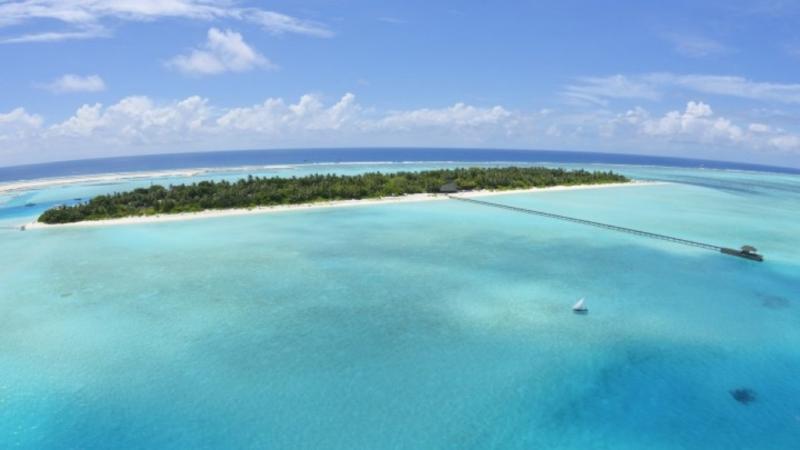 Maldív-szigetek utazás Hotel Holiday Island Resort