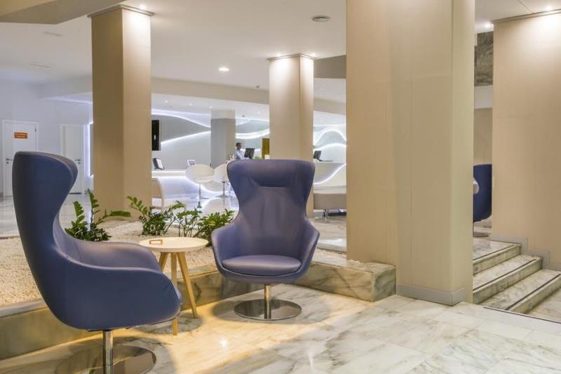 Tenerife Costa Adeje utazás Hotel Hovima