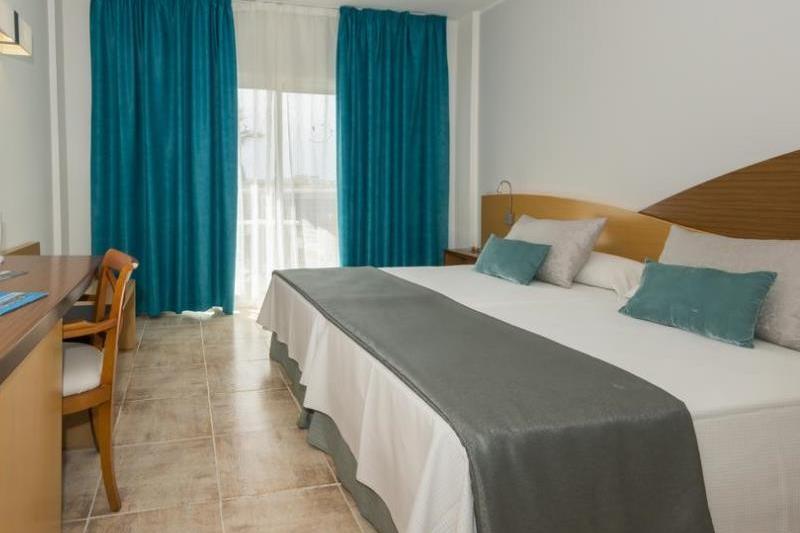 Tenerife Costa Adeje utazás Hotel Hovima