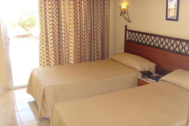 Tenerife Costa Adeje utazás Hotel Hovima Santa Maria