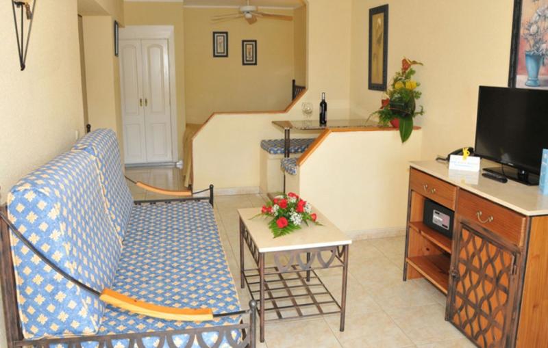 Tenerife Costa Adeje utazás Hotel Hovima Santa Maria