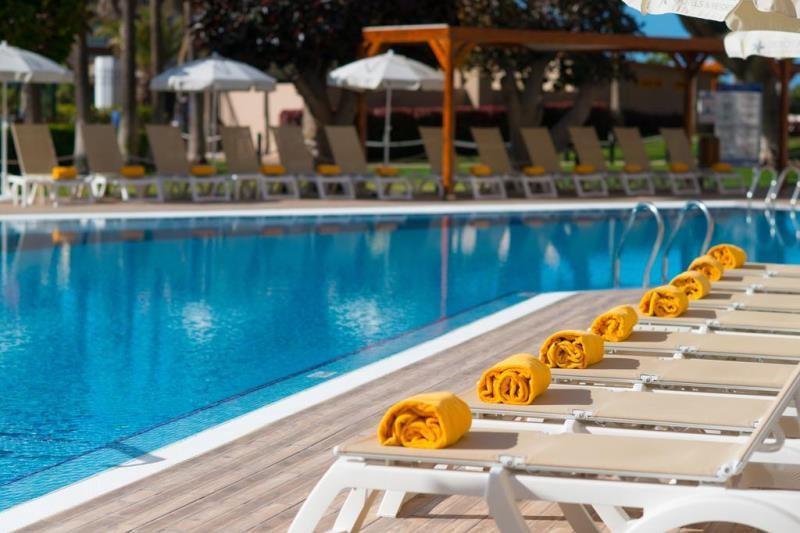 Tenerife Costa Adeje utazás Hotel Iberostar Bouganville Playa