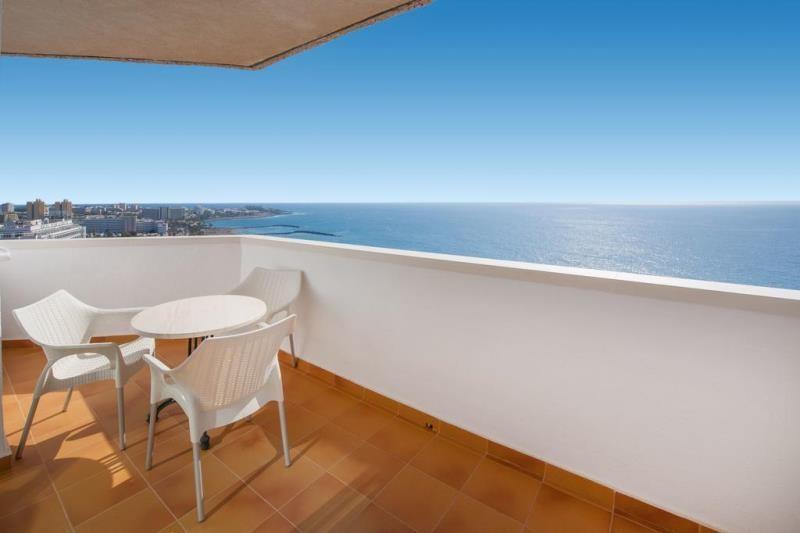 Tenerife Costa Adeje utazás Hotel Iberostar Bouganville Playa