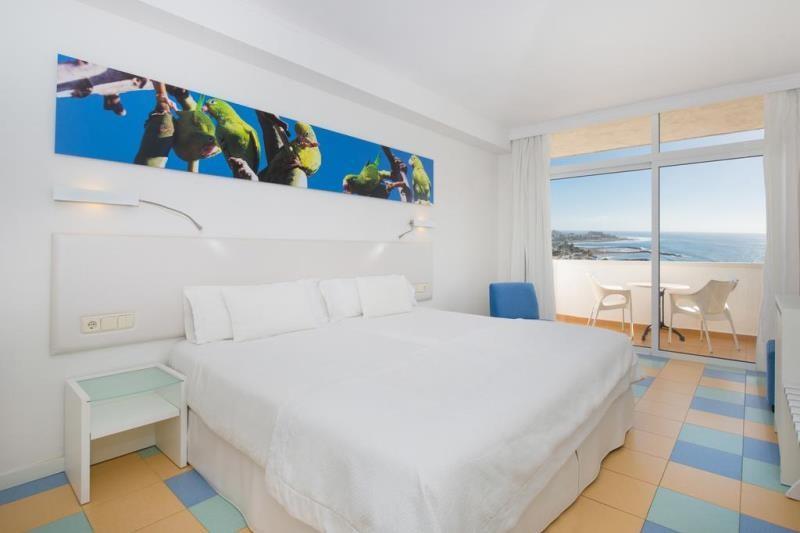 Tenerife Costa Adeje utazás Hotel Iberostar Bouganville Playa