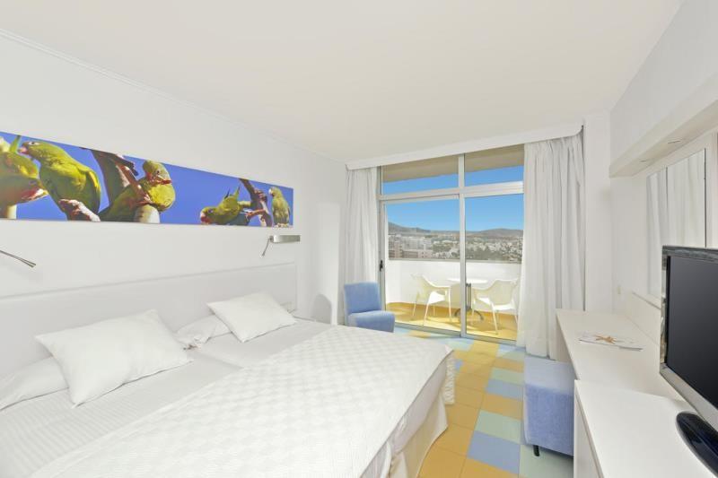 Tenerife Costa Adeje utazás Hotel Iberostar Bouganville Playa