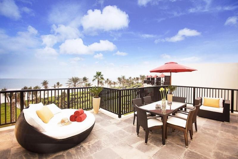 Dubai utazás Hotel Ja Palm Tree Court (Emirates)