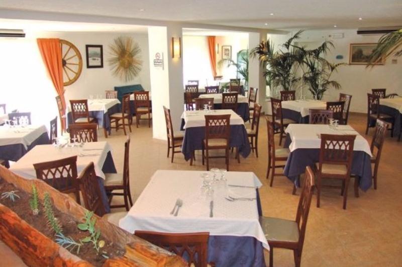 Szicília Giardini Naxos utazás Hotel Kalos